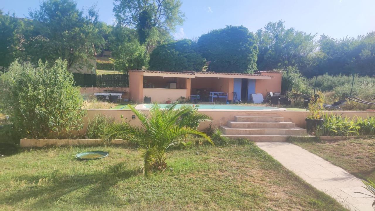 Villa Pres Des Remparts Regusse Exterior photo